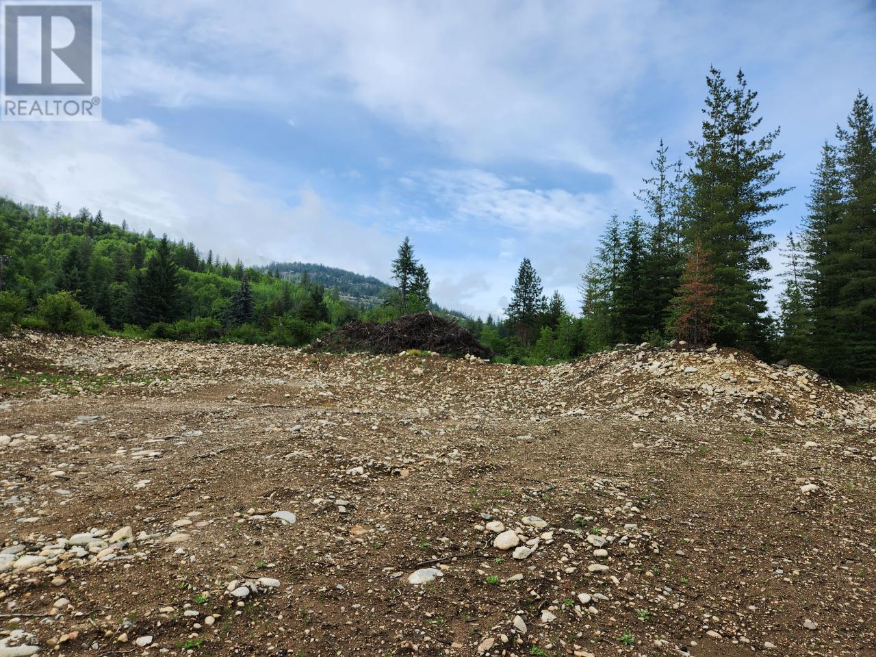 Block 16 22 Highway, Castlegar