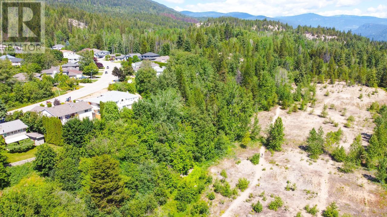 3300 10TH Avenue, Castlegar