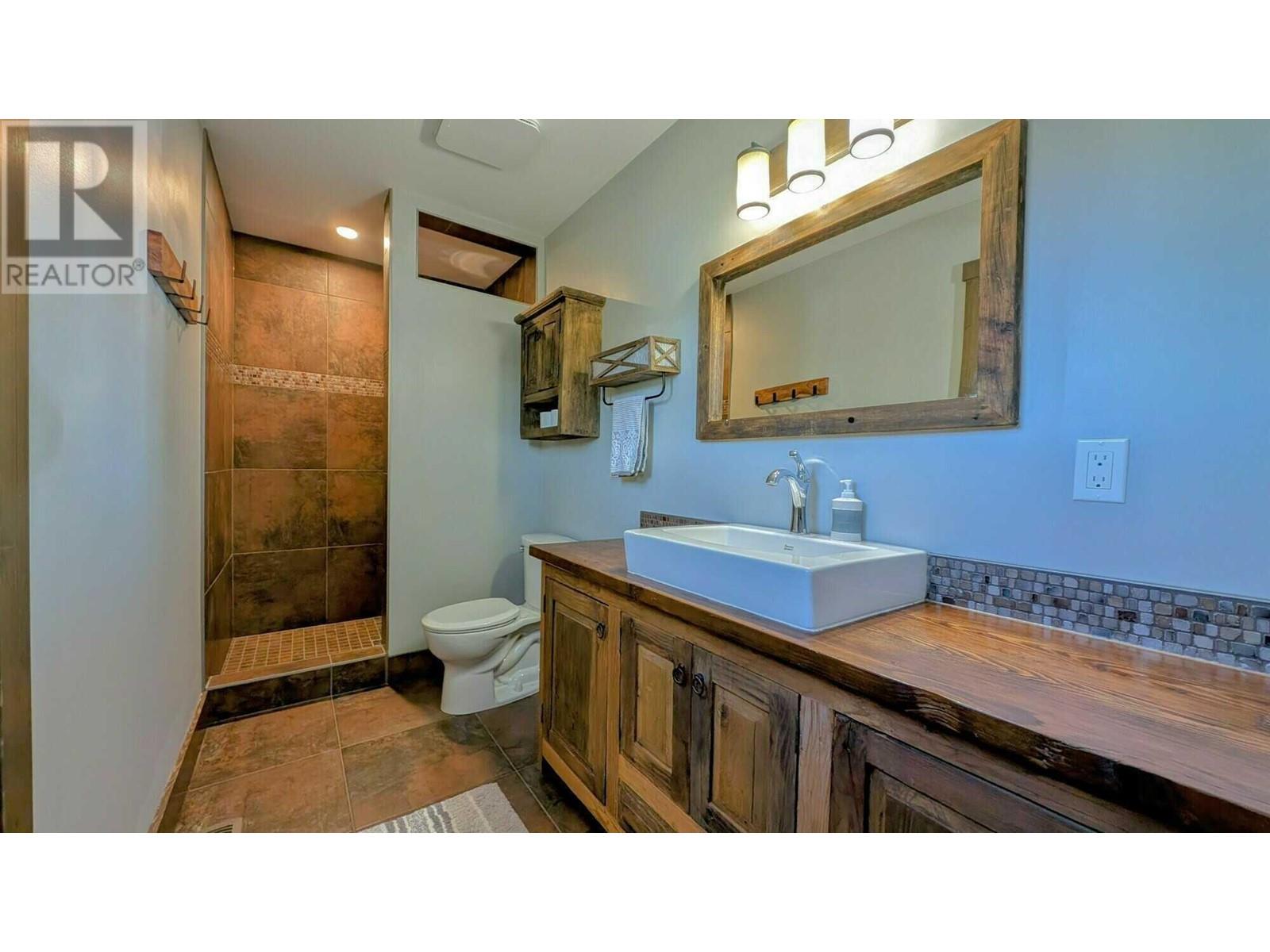 3271 41ST  S Avenue, Cranbrook
