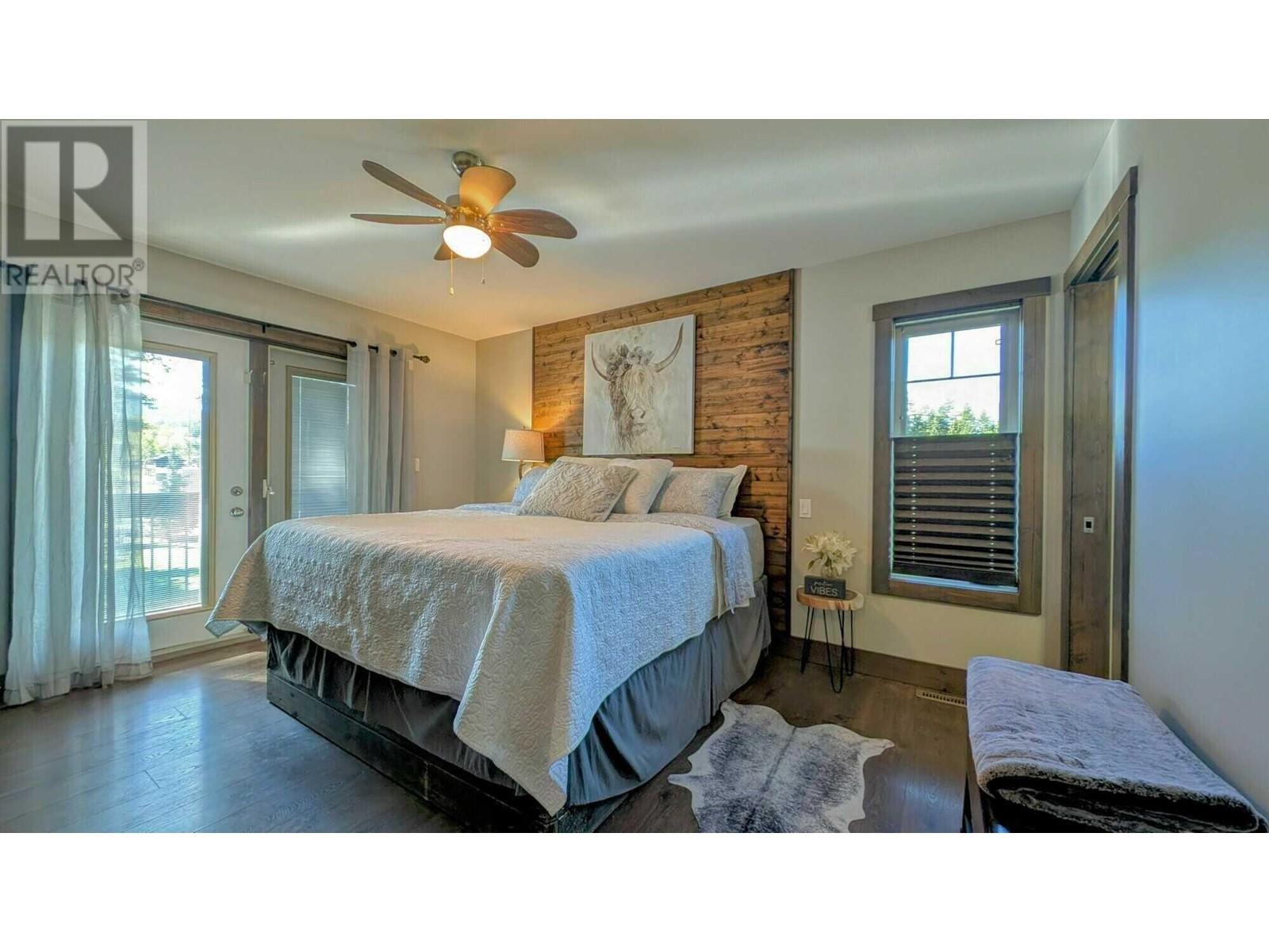 3271 41ST  S Avenue, Cranbrook