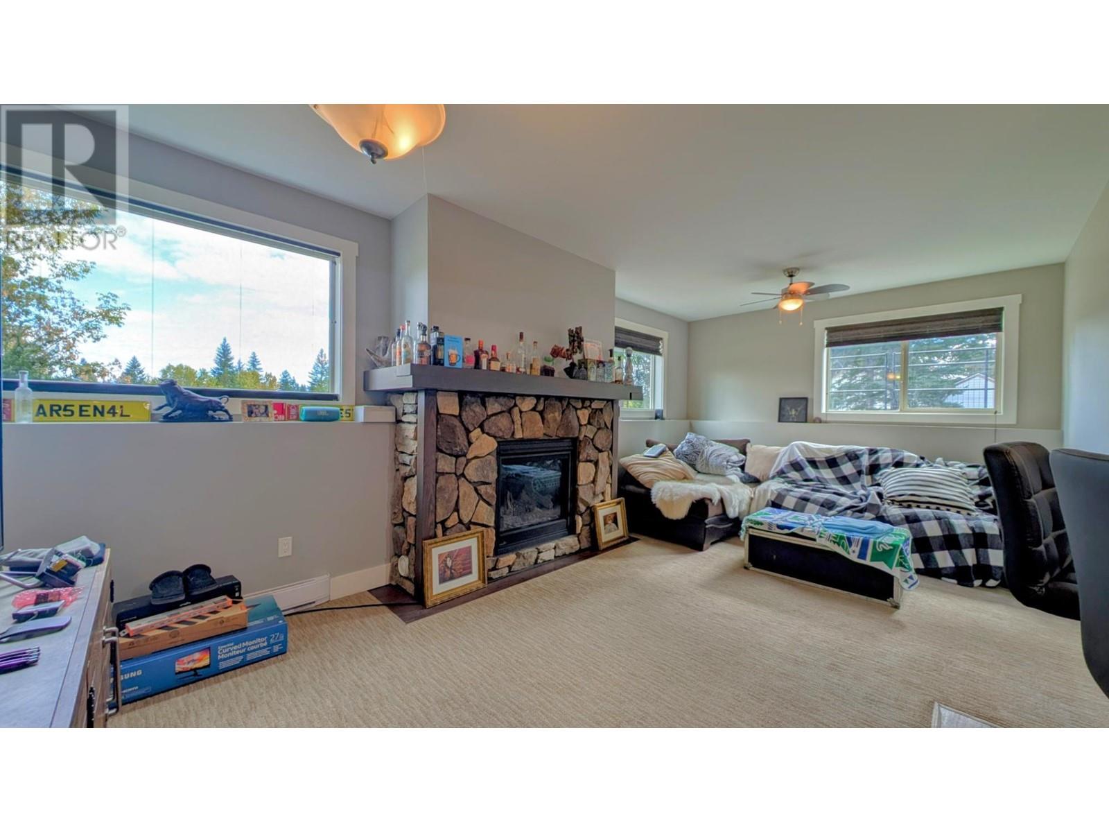 3271 41ST  S Avenue, Cranbrook