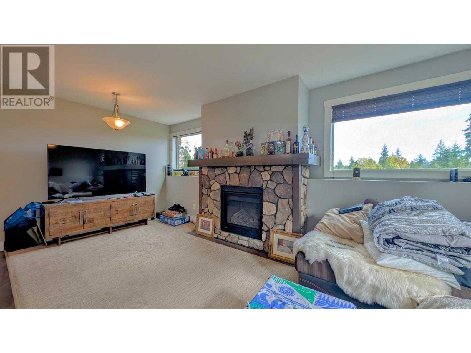 3271 41ST  S Avenue, Cranbrook