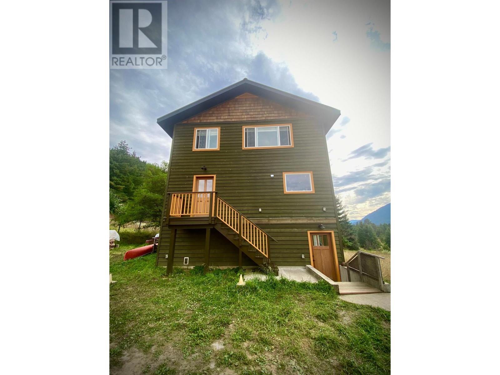 Photo 3 of 2284 Upper Glade Road, Glade BC