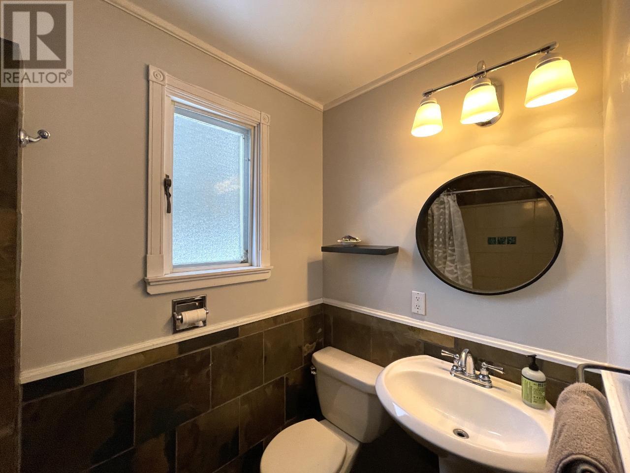 3164 HEDDLE Road, Nelson