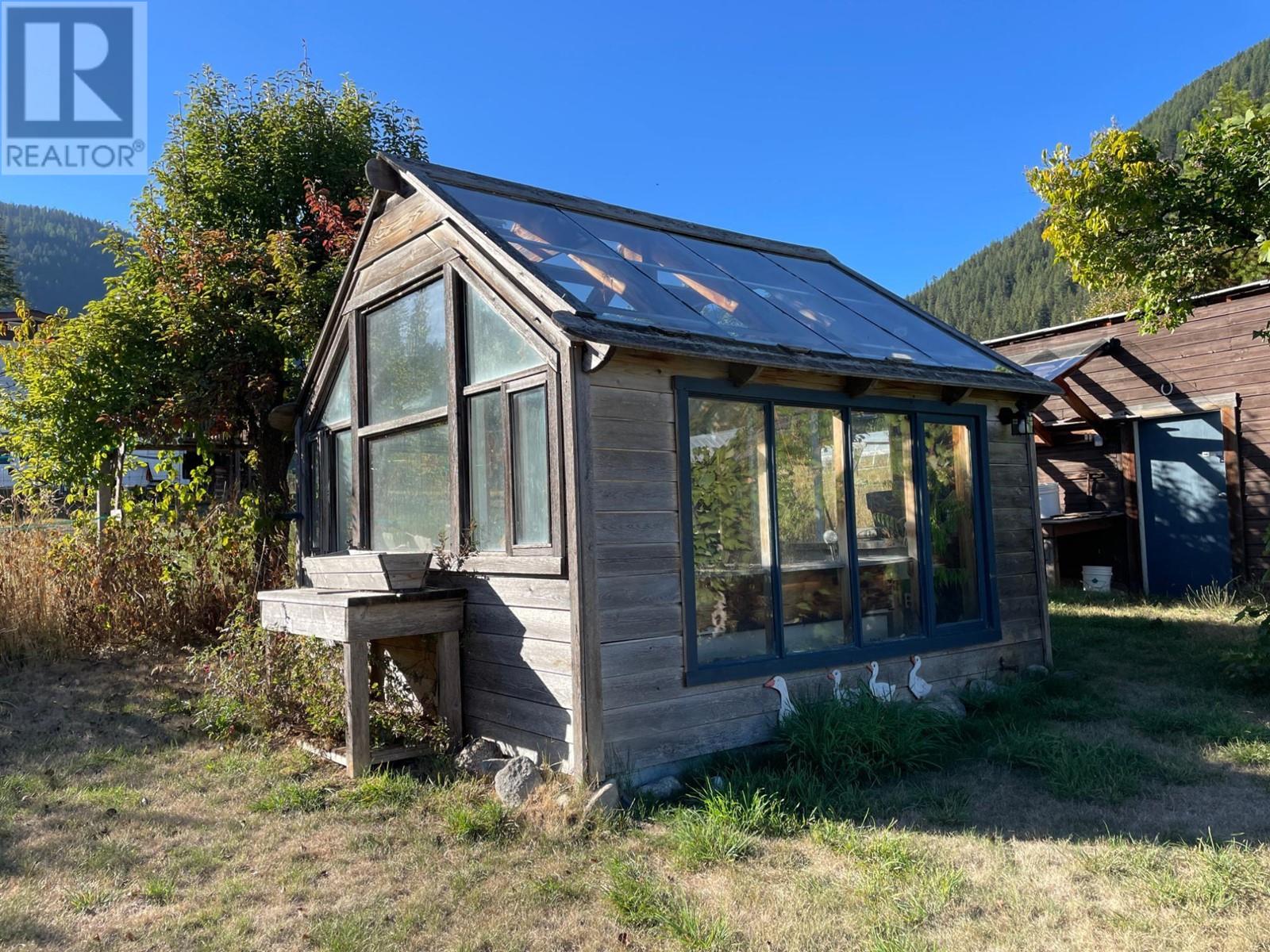 3164 HEDDLE Road, Nelson