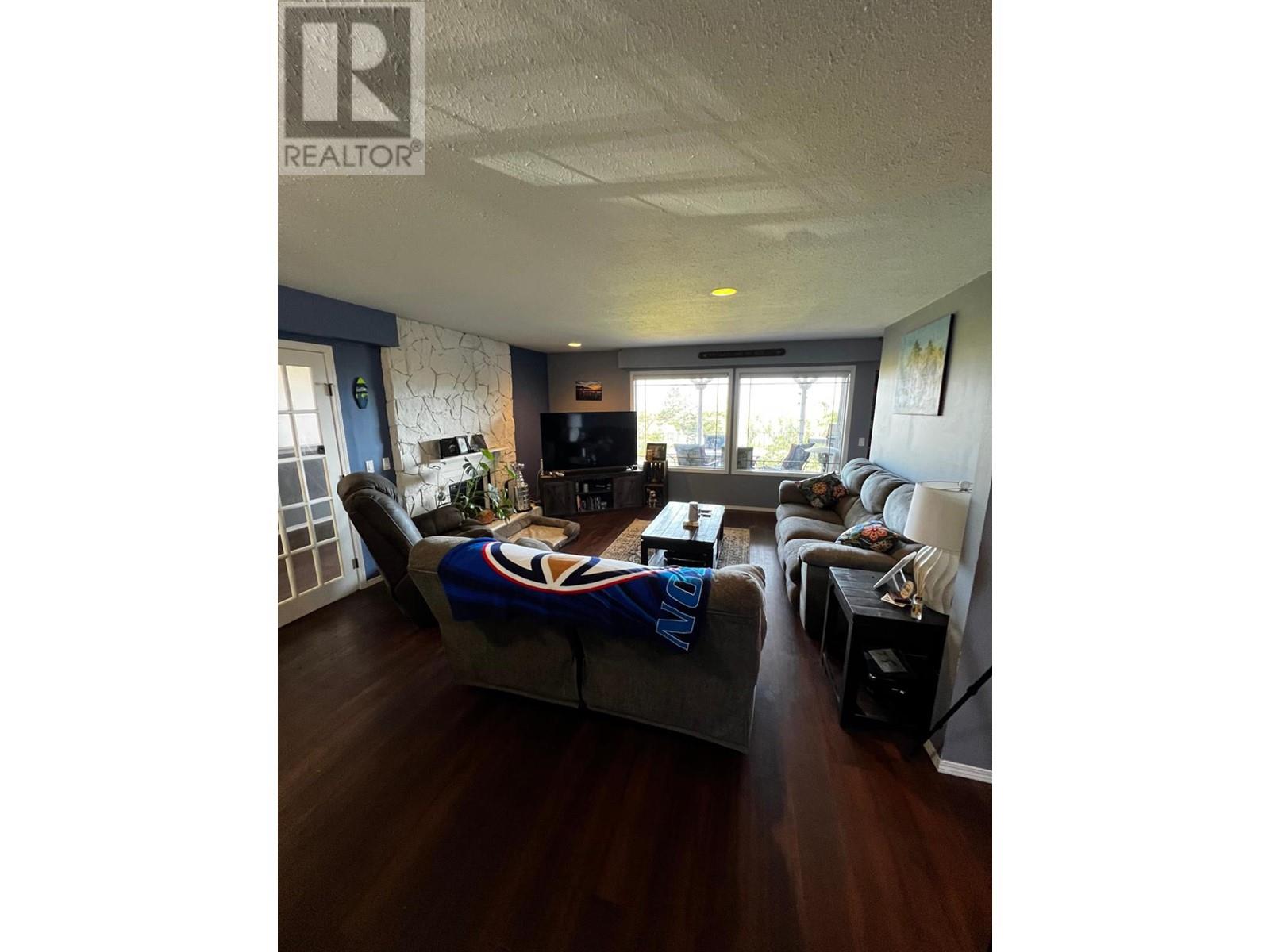 1621 EVANS Road, Creston