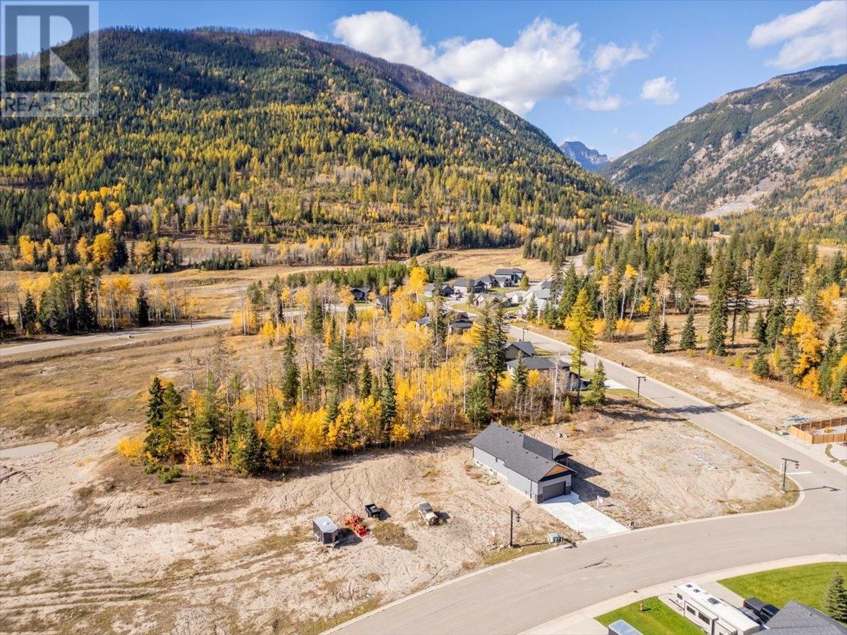 Photo 6 of 2031 Golden Eagle Drive, Sparwood BC