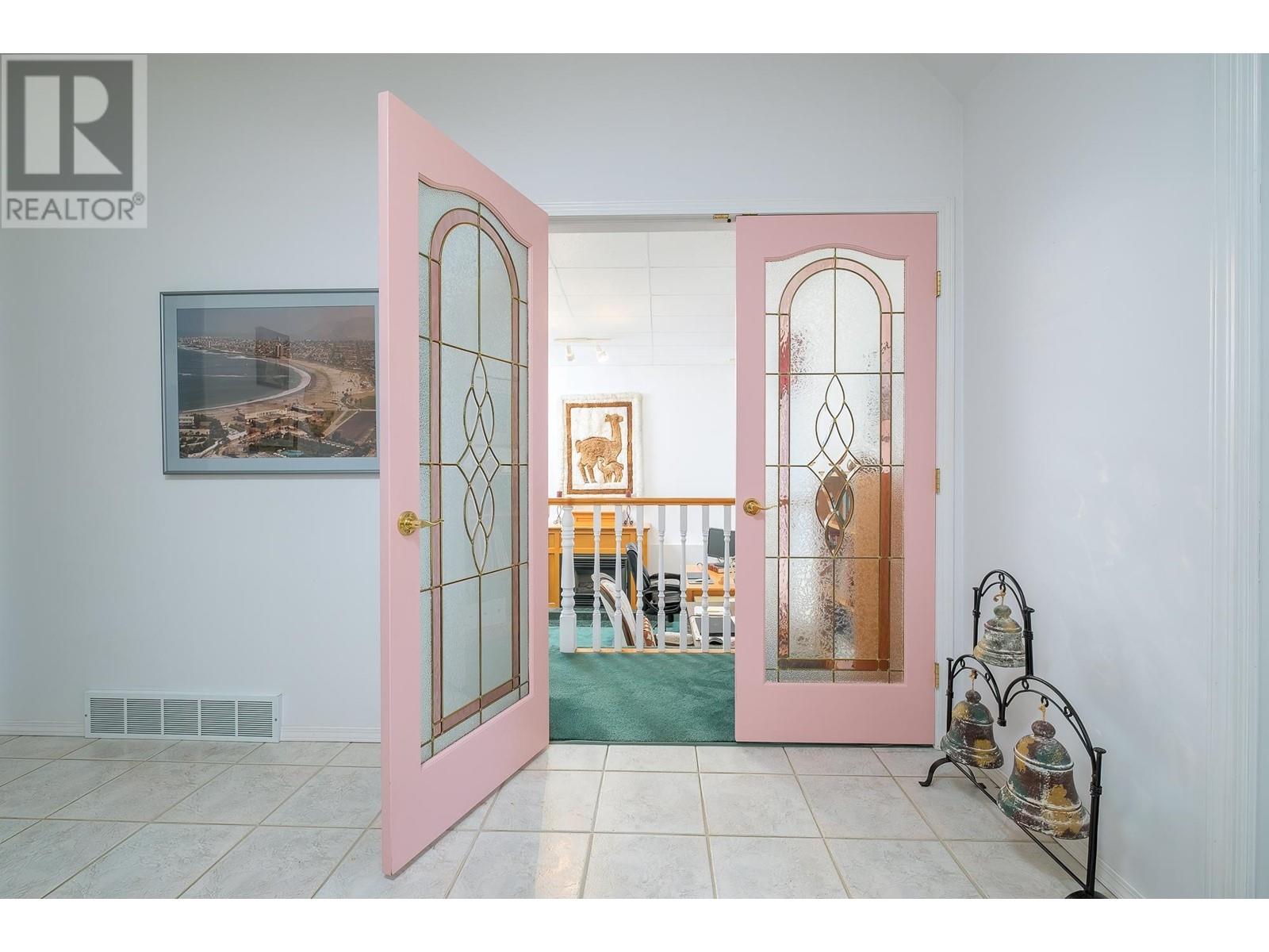 1495 VICTORIA Avenue, Rossland