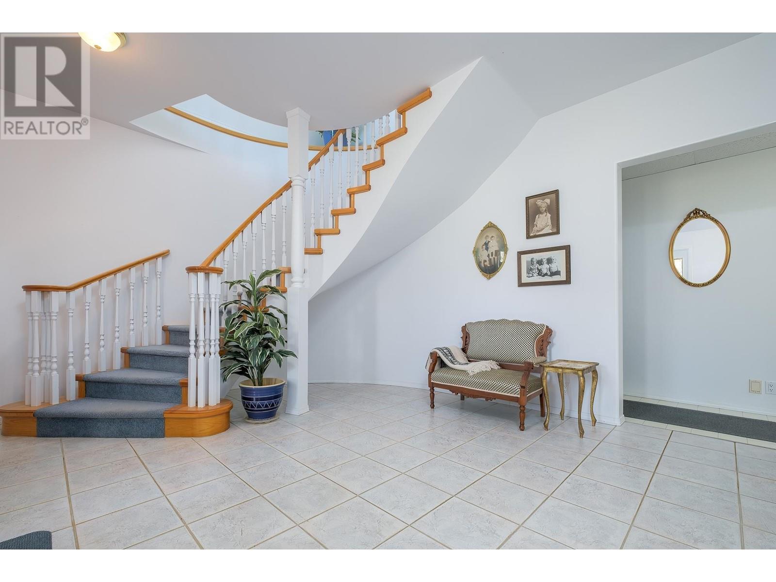 1495 VICTORIA Avenue, Rossland