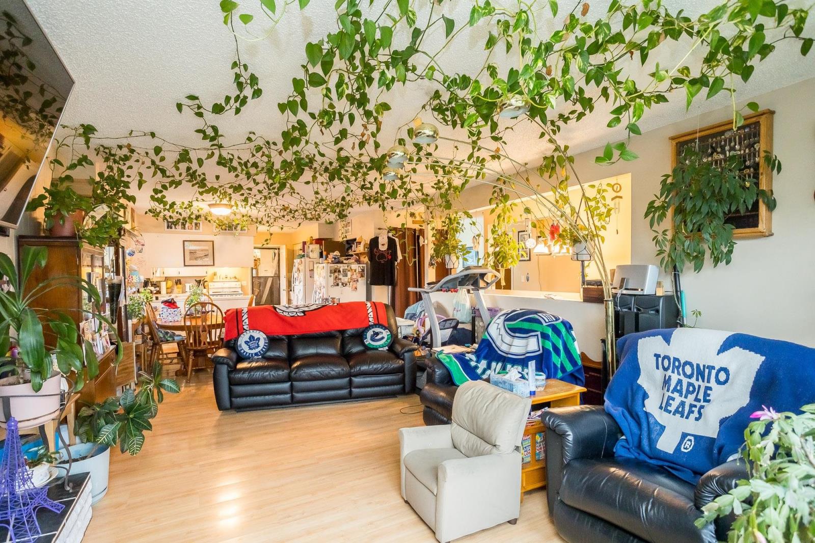8809 WALTERS STREET, Chilliwack Proper South, Chilliwack real estate listing R2938854