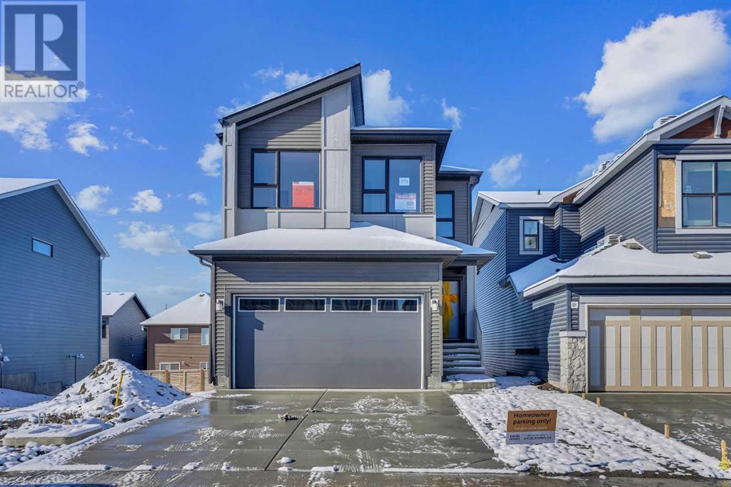 273 LUCAS Place, Calgary, Alberta