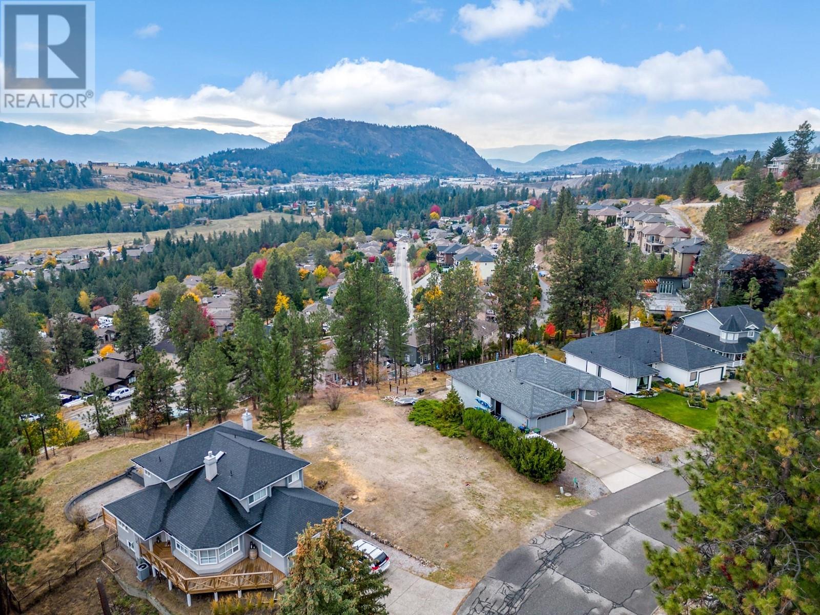  2017 Covington Crescent, West Kelowna