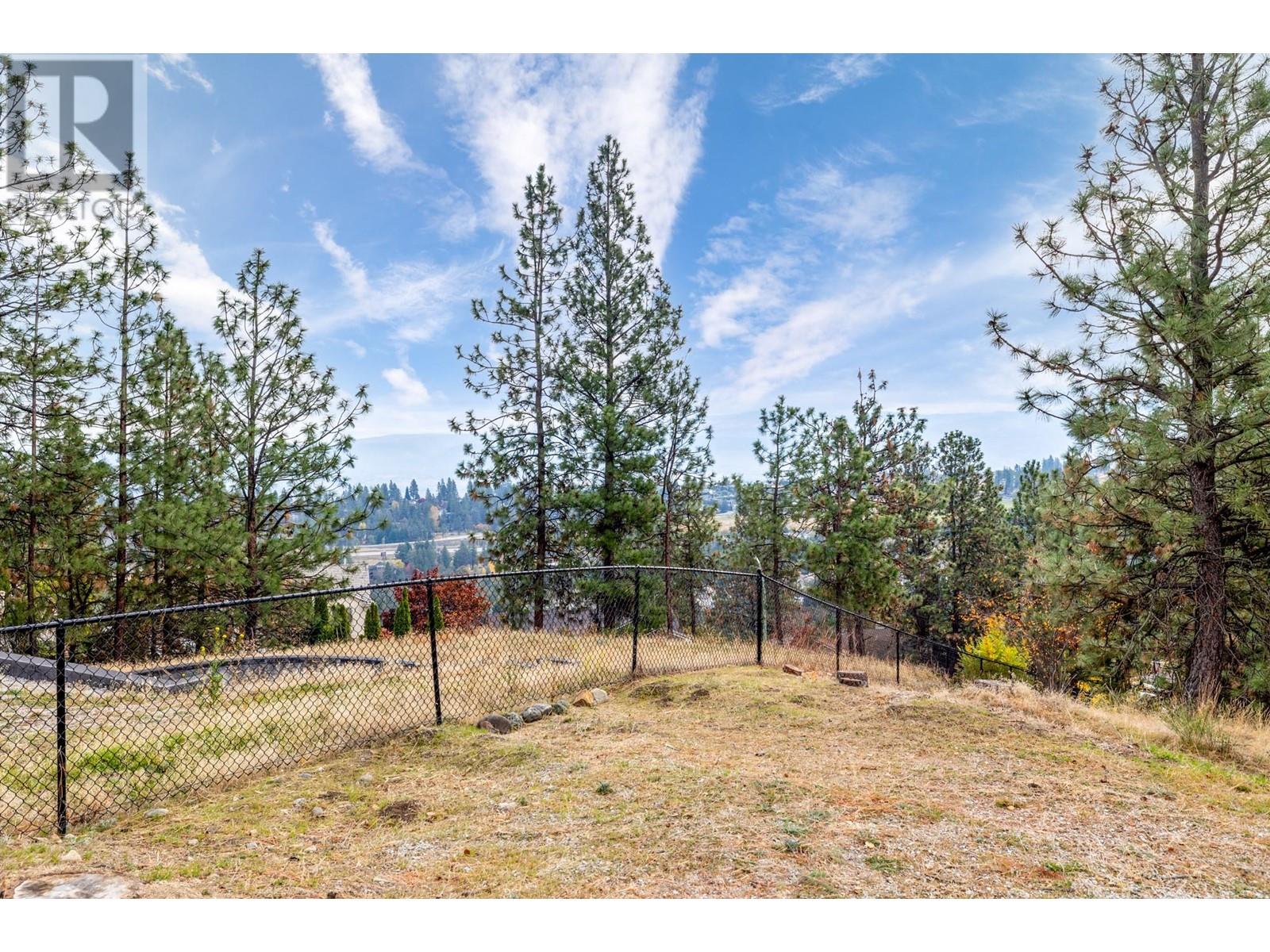  2017 Covington Crescent, West Kelowna