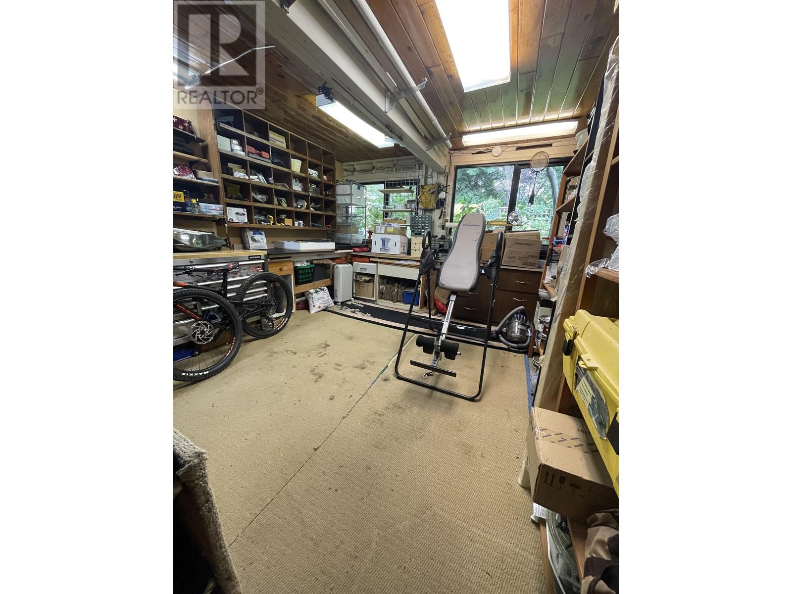 1240 EASTVIEW ROAD, North Vancouver