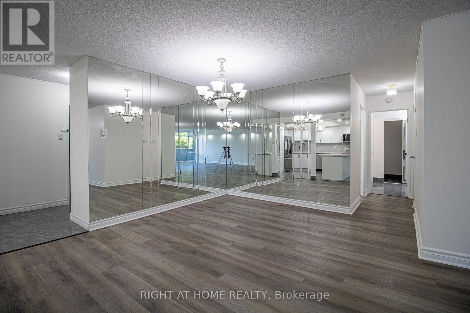 3303 Don Mills