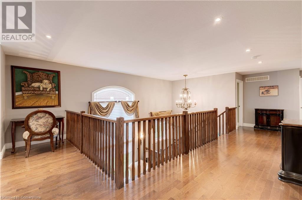 Photo 16 of 8036 Sheridan Court, Grassie ON