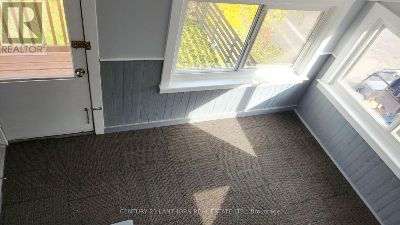 Photo 8 of 277 William Street, Belleville ON