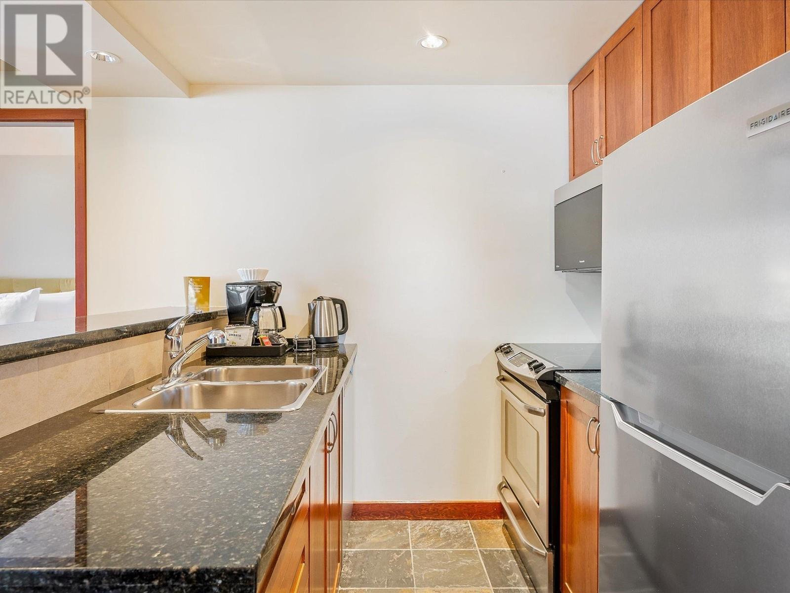8804 4299 BLACKCOMB WAY, Whistler real estate listing R2940743
