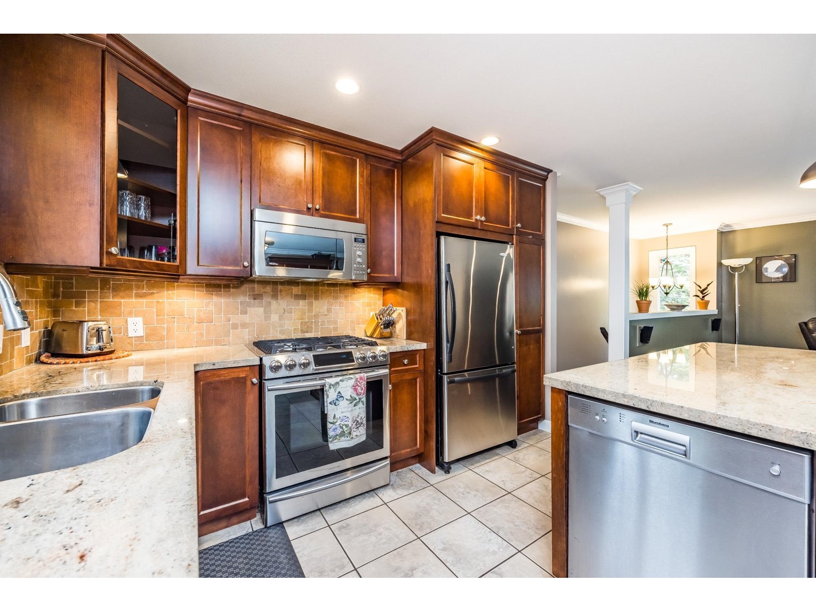 27179 28A AVENUE, Langley real estate listing R2939534