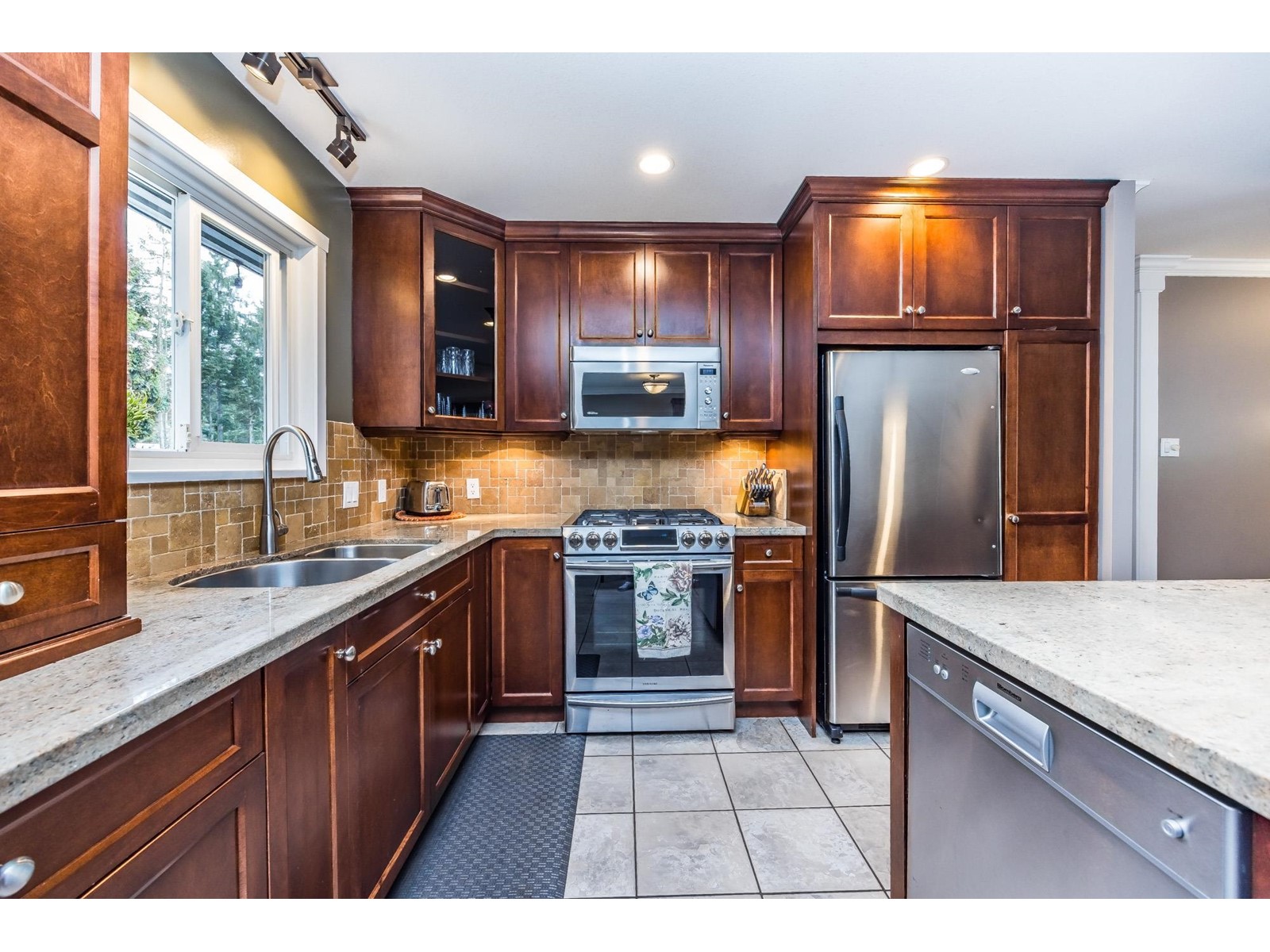 27179 28A AVENUE, Langley real estate listing R2939534