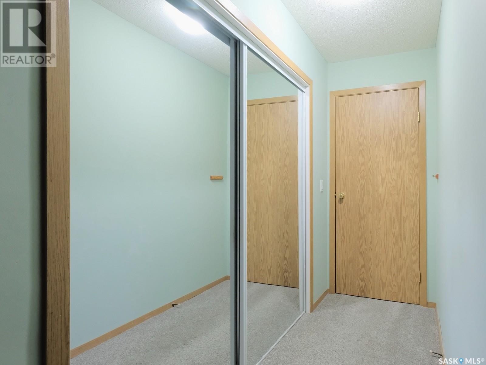 Photo 17 of 204 114 3rd Avenue E, Rosetown SK
