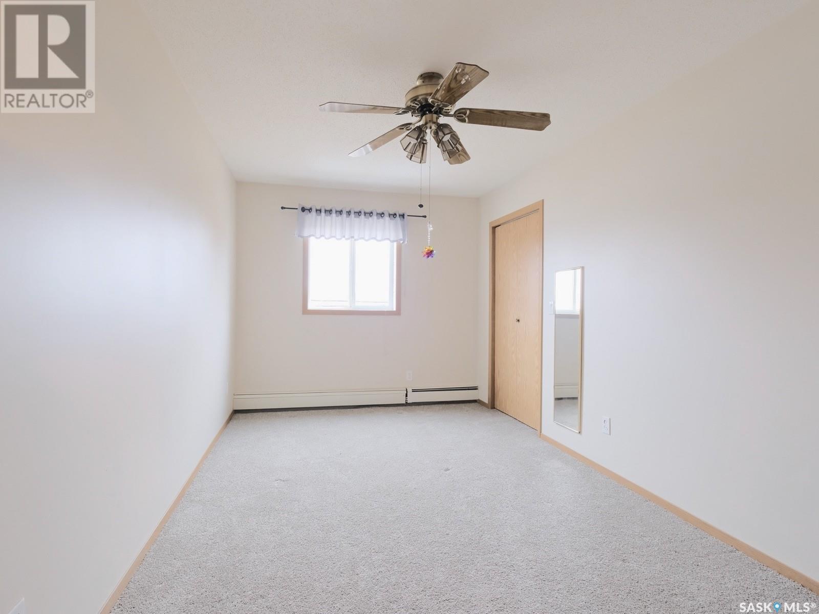 Photo 18 of 204 114 3rd Avenue E, Rosetown SK