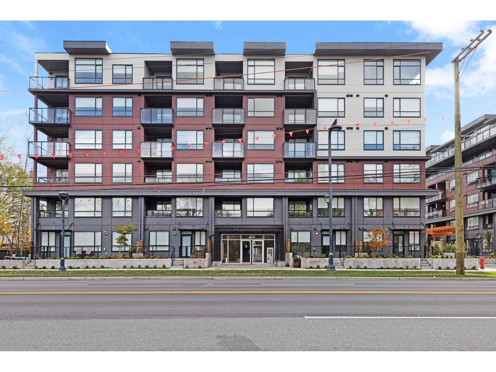 Photo 2 of E 214 13858 S 108 Avenue, Surrey BC