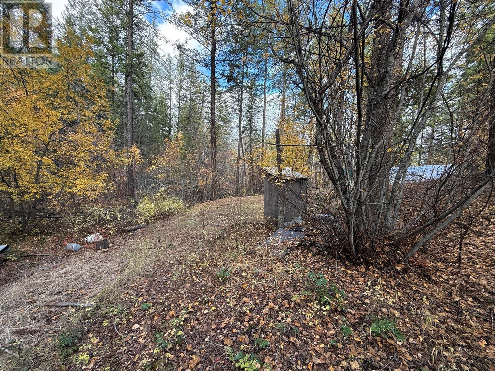  910 Firwood Road, Fintry