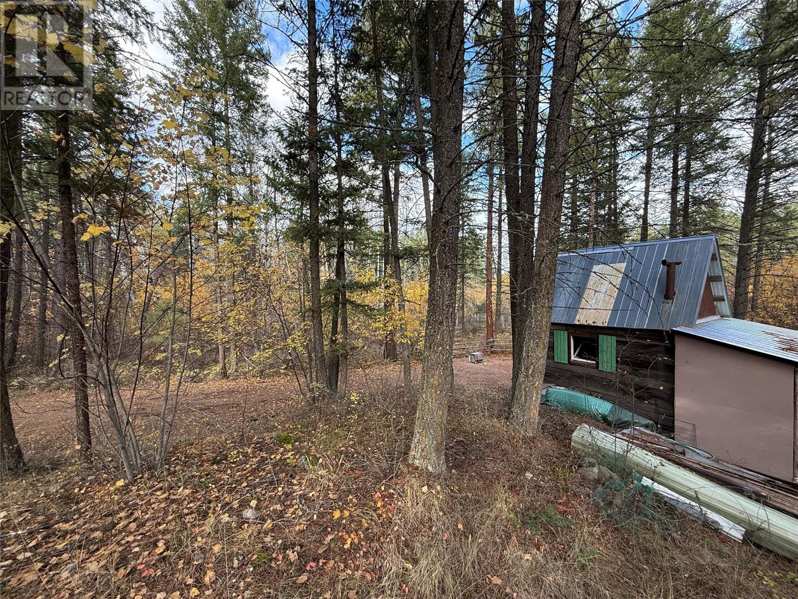  910 Firwood Road, Fintry