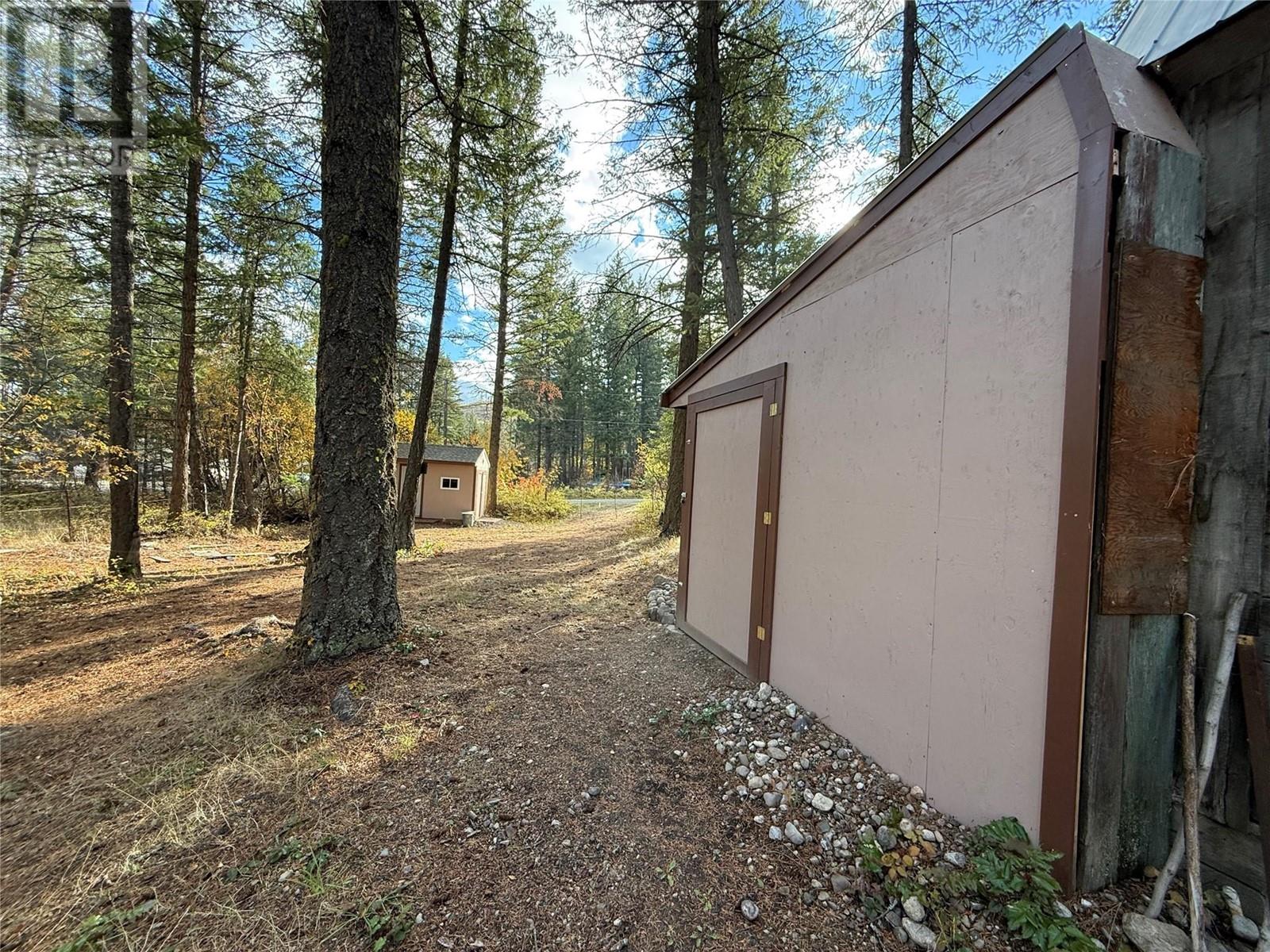  910 Firwood Road, Fintry