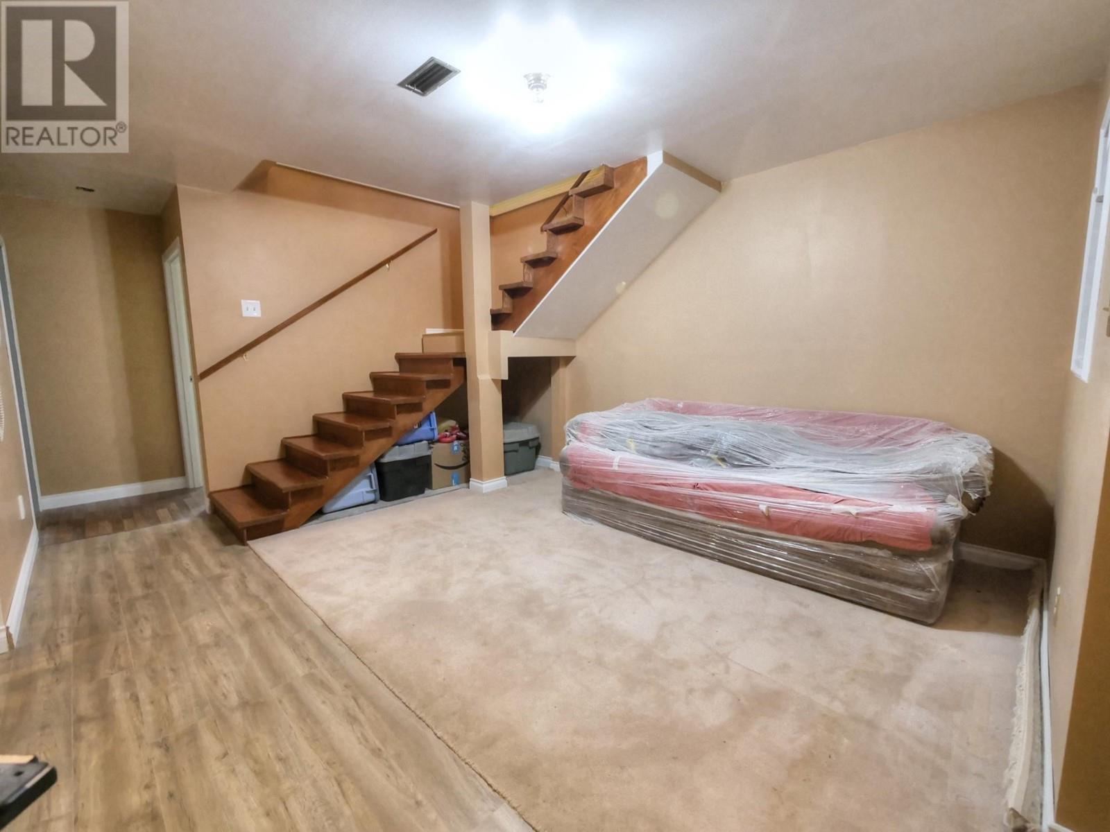  930 CHINA CREEK Road, Genelle