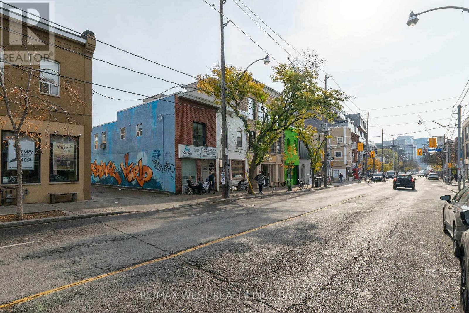 137 Ossington