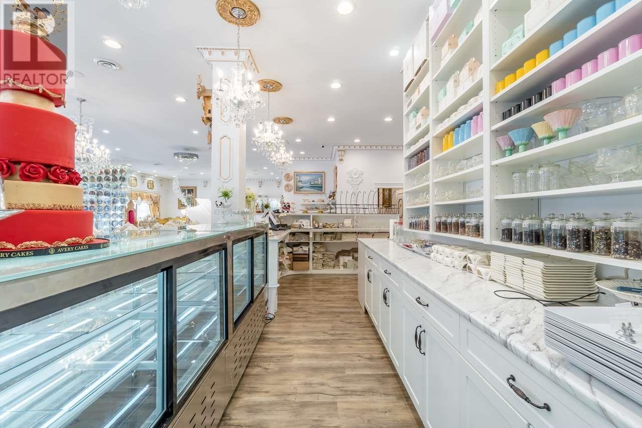 112 4751 GARDEN CITY ROAD, Richmond