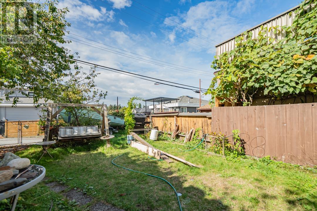 4435 FRASER STREET, Vancouver