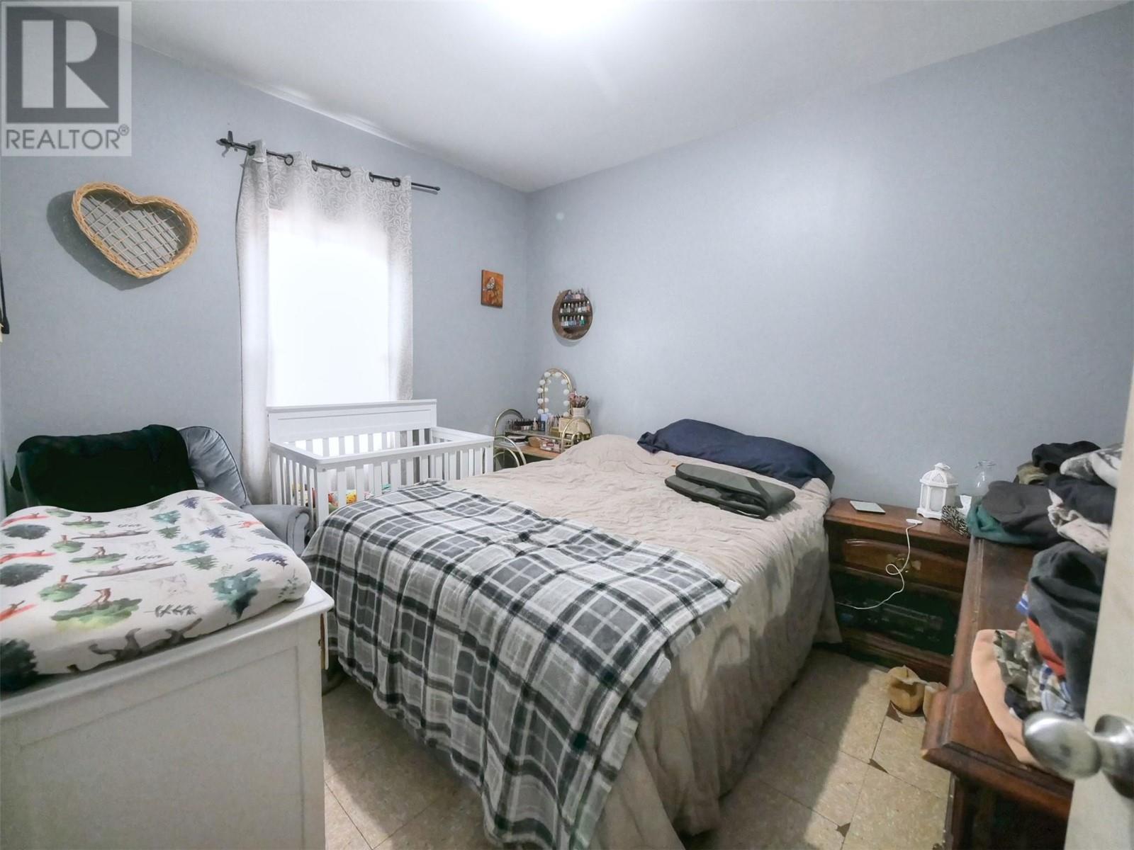 1322 Glendale Avenue, Salmo