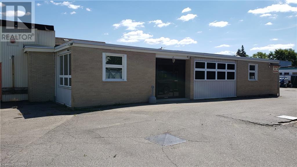 Photo 3 of 25 Campbell Street, Brantford ON