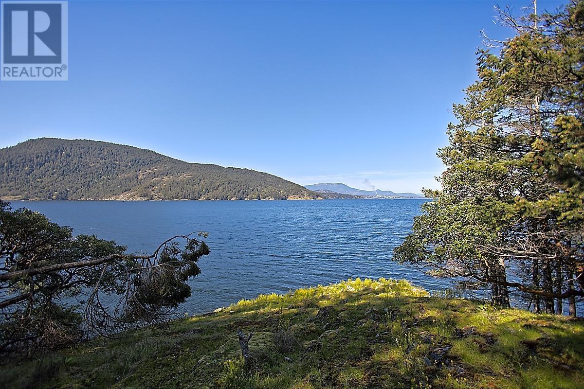 206 NARROWS WEST ROAD, Salt Spring Island