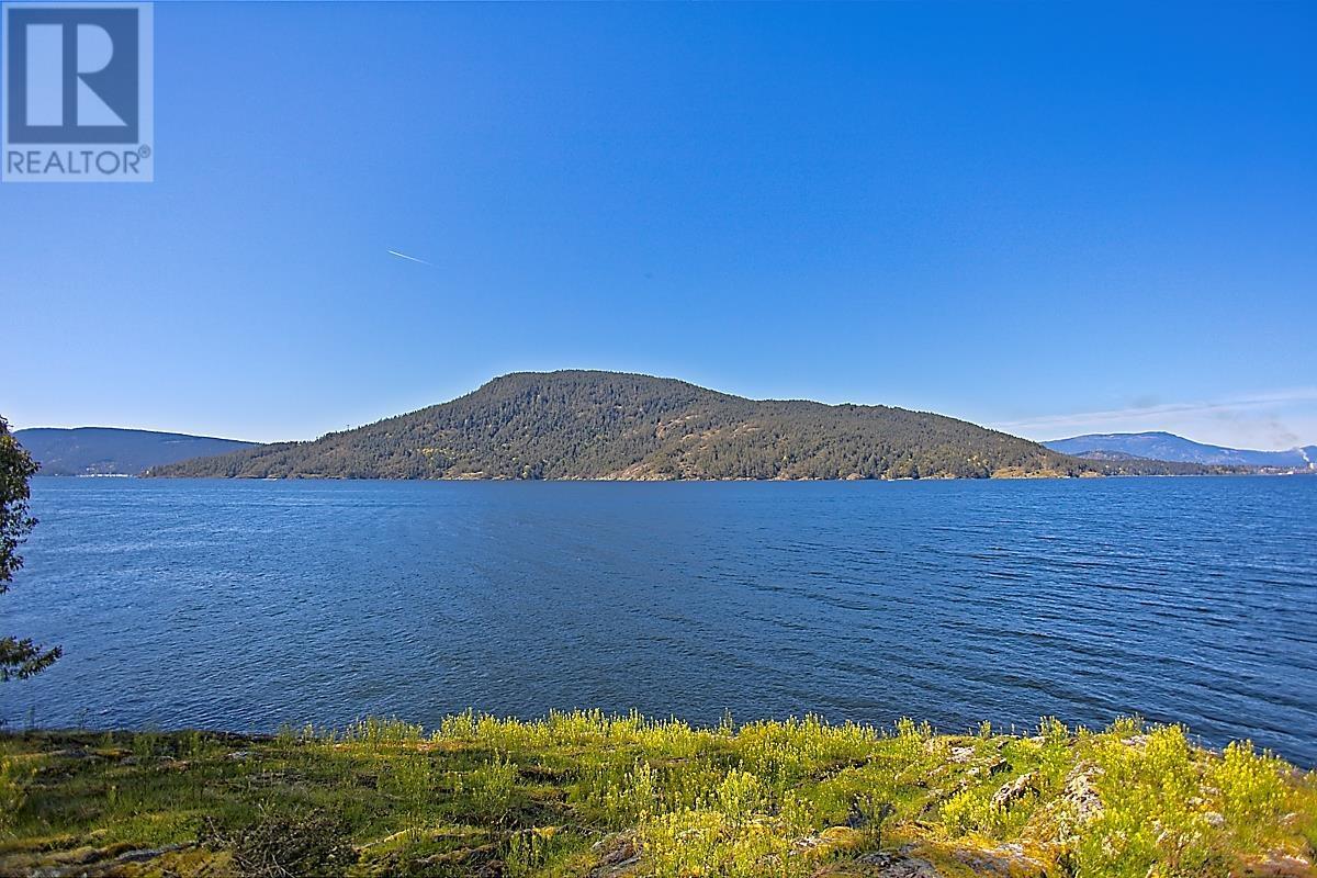 206 NARROWS WEST ROAD, Salt Spring Island