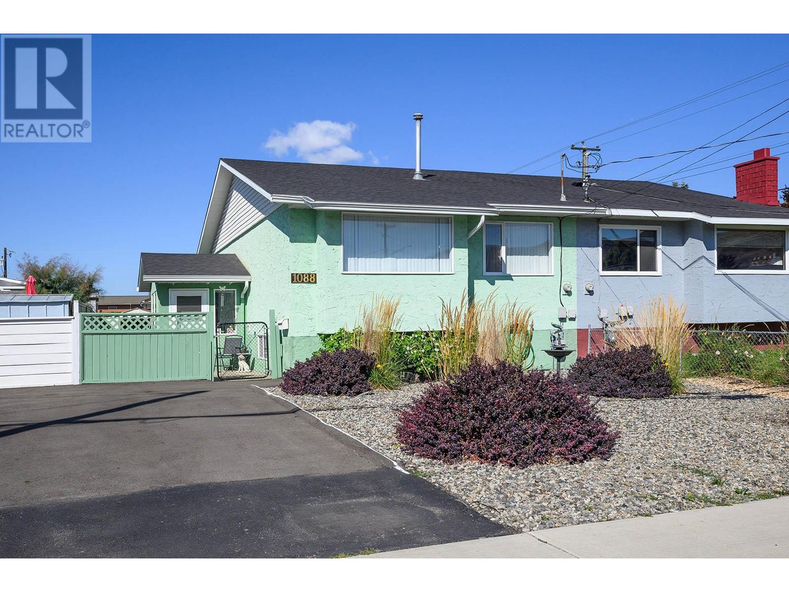 Photo 2 of 1088 Windbreak Street, Kamloops BC