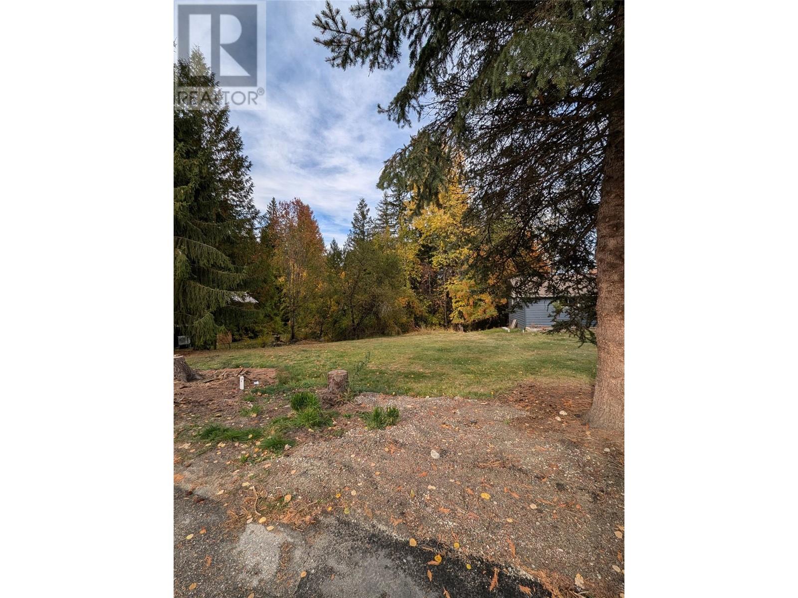 Photo 6 of 802 West Gore Street, Nelson BC