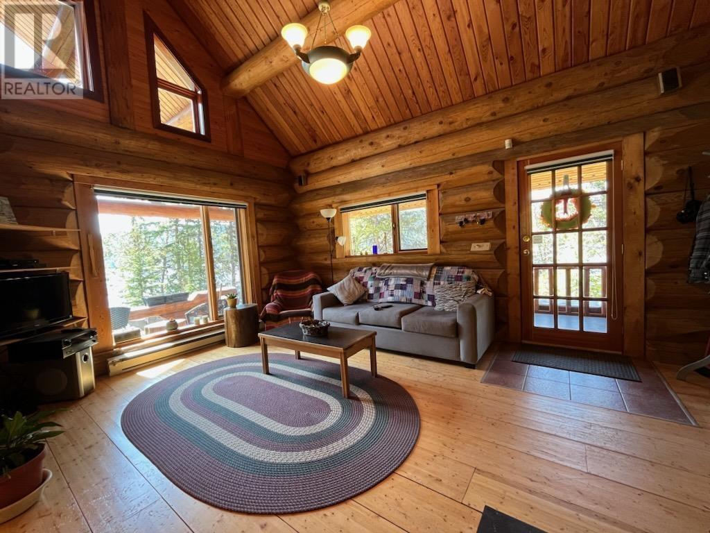 5915 CEDAR CREEK ROAD, Likely