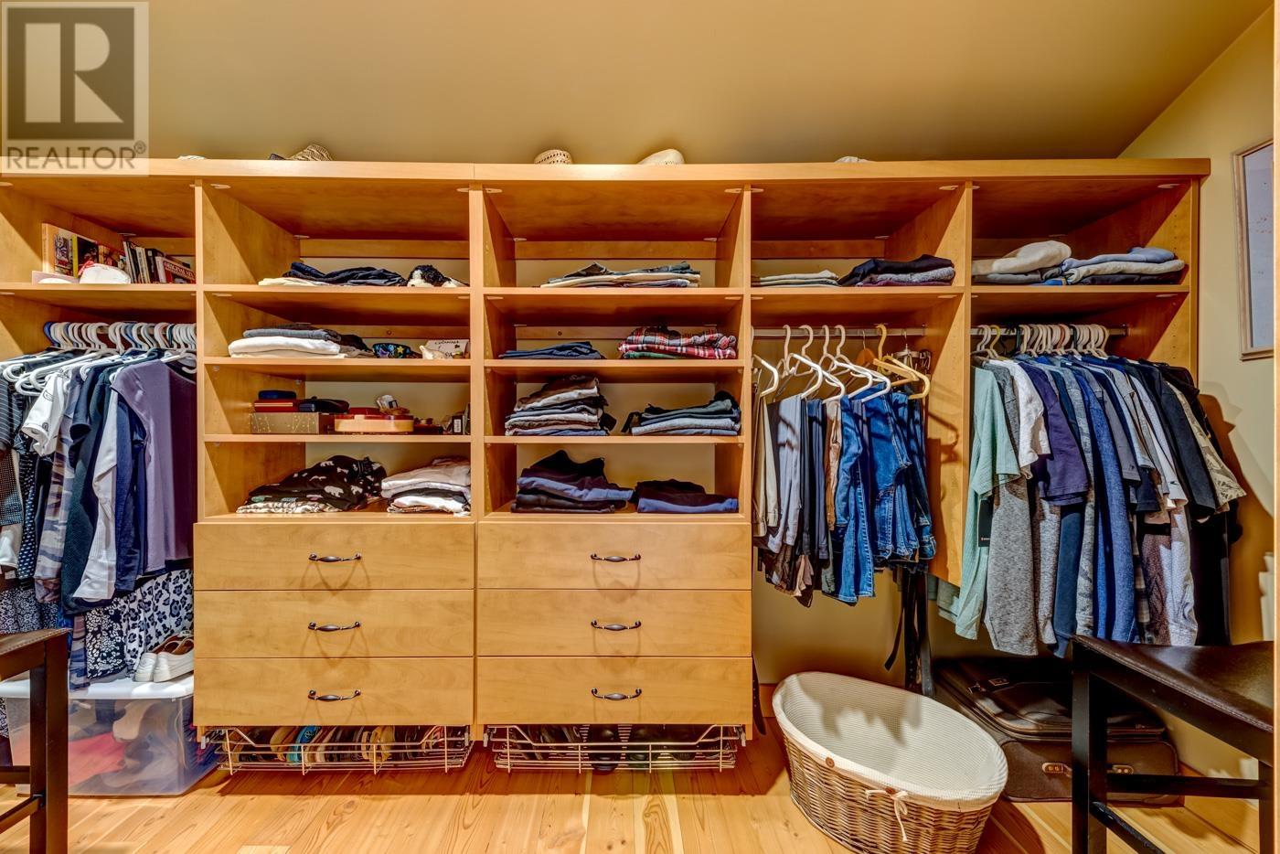 8080 PARKWOOD DRIVE, Whistler real estate listing R2941167