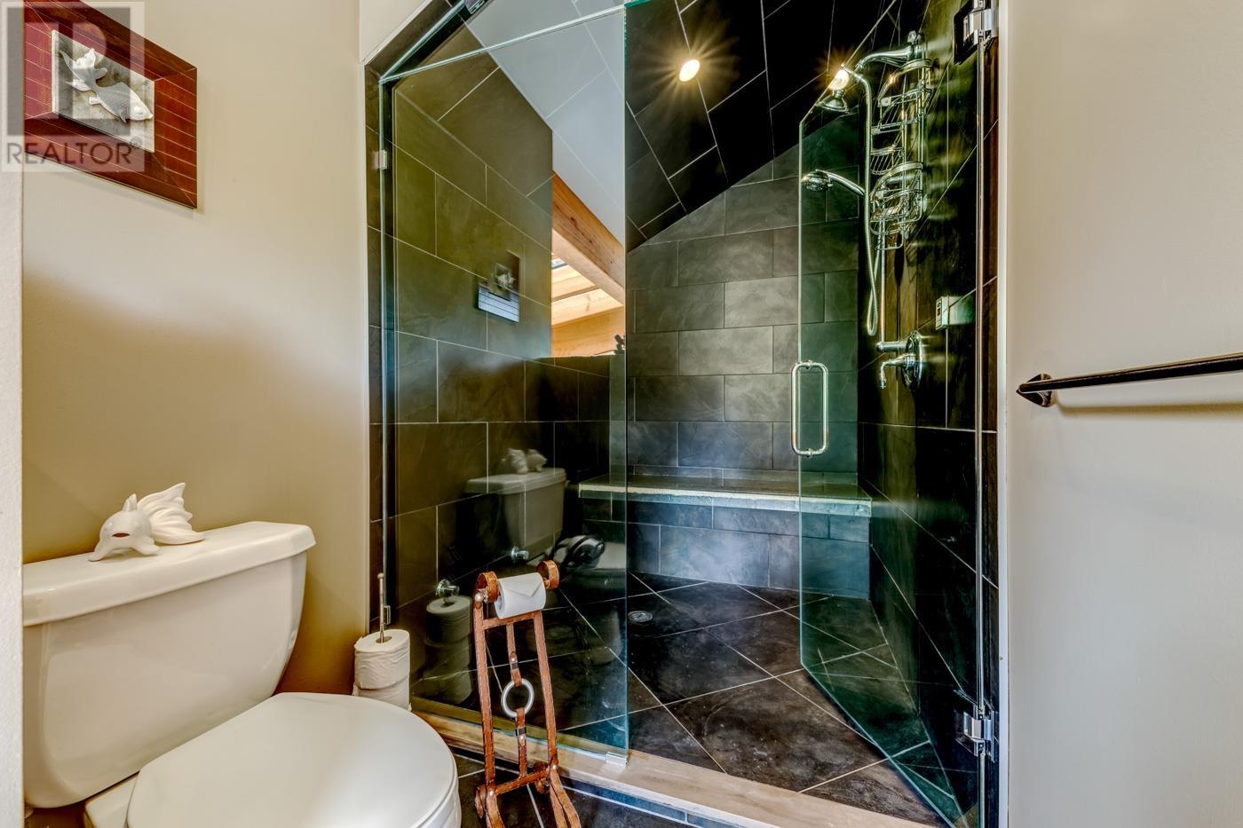 8080 PARKWOOD DRIVE, Whistler real estate listing R2941167