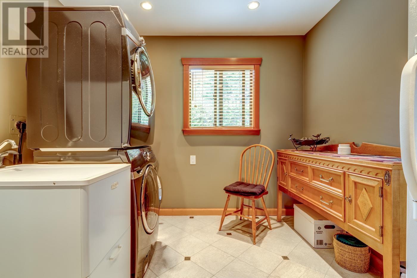 8080 PARKWOOD DRIVE, Whistler real estate listing R2941167