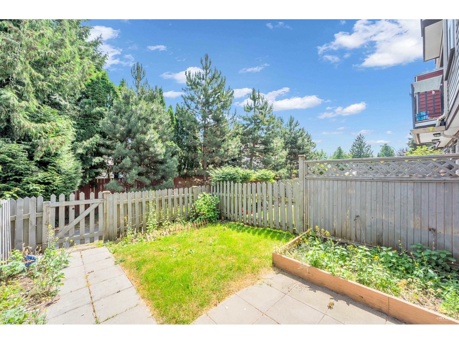 Photo 26 of 38 9405 121 Street, Surrey BC