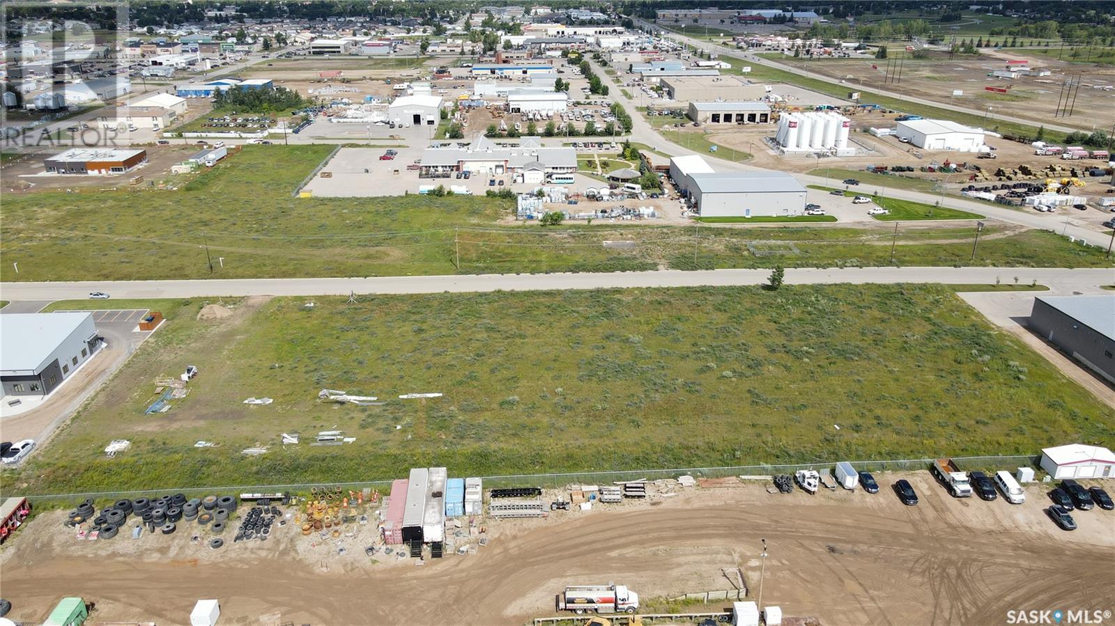 Photo 7 of 475 42nd Street E, Prince Albert SK