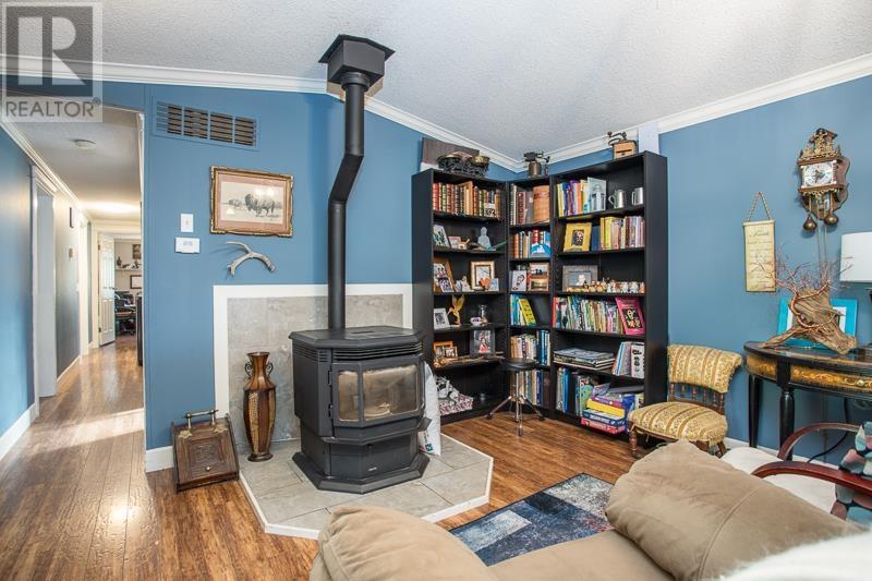 27201 LOUGHEED HIGHWAY, Maple Ridge real estate listing R2941499