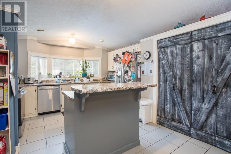27201 LOUGHEED HIGHWAY, Maple Ridge real estate listing R2941499