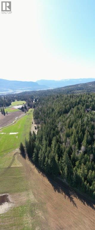  28 Gardom Lake Road, Enderby