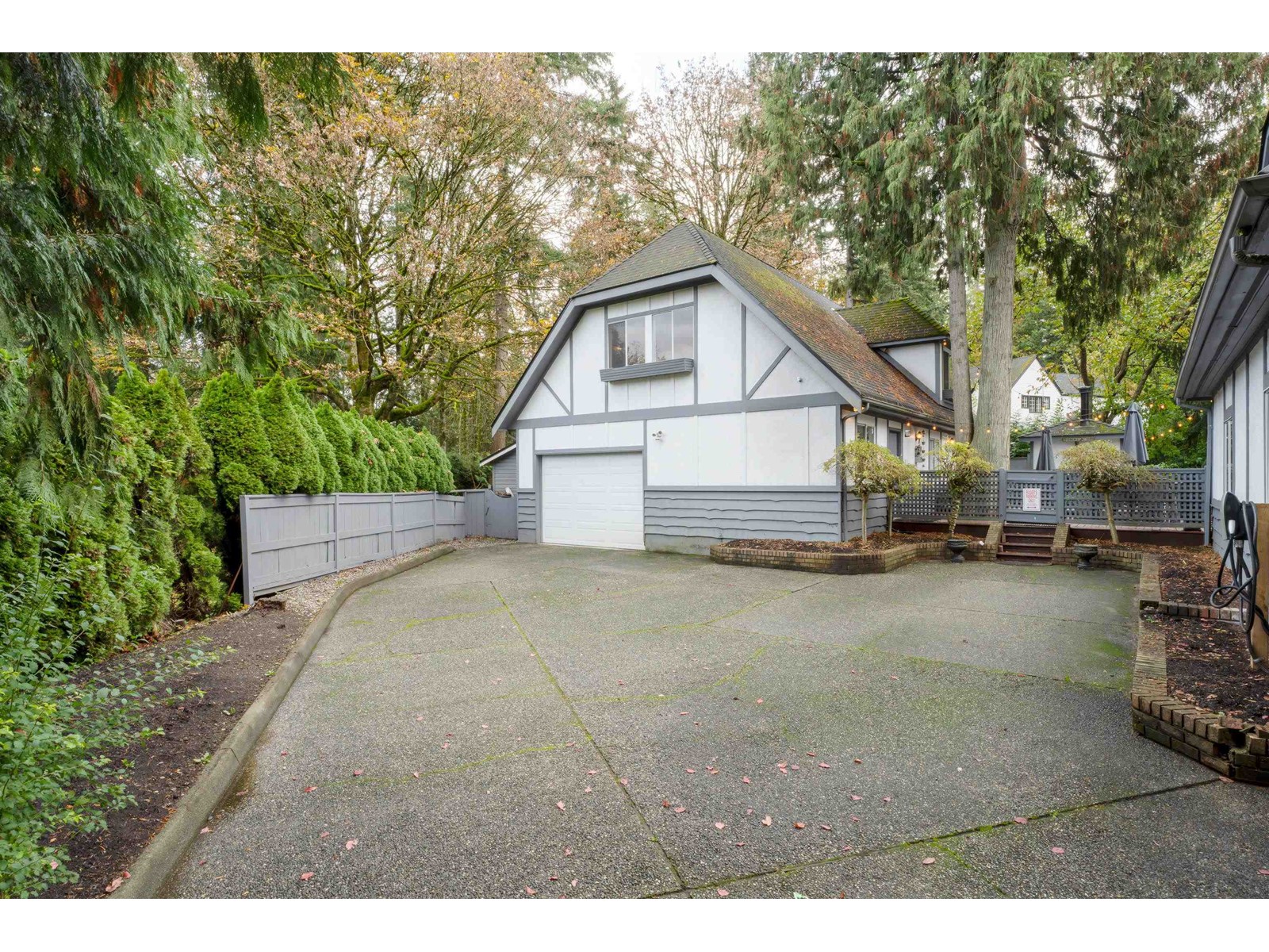 Photo 33 of 17352 26 A Avenue, Surrey BC